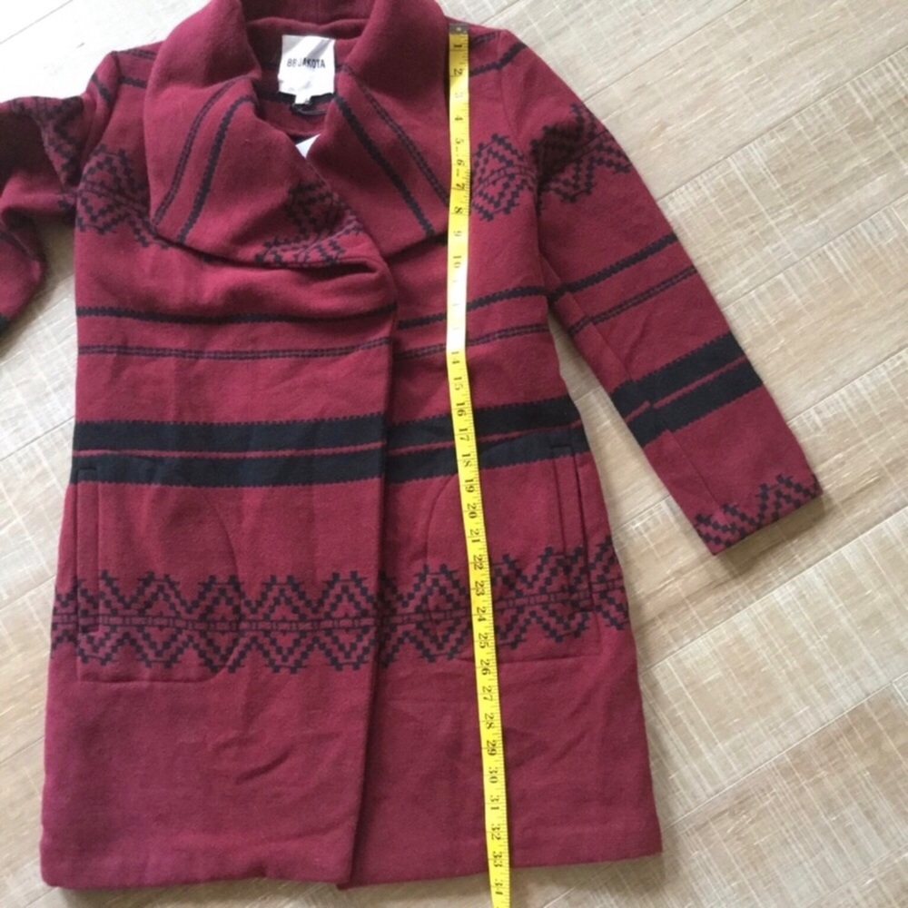 BB DAKOTA NWT Aztec Print Fleece Coat Sz Small - Picture 6 of 8